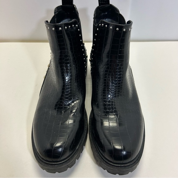 Charles by Charles David Black Radar Chelsea Boots size 9 chunky studded - Picture 3 of 10